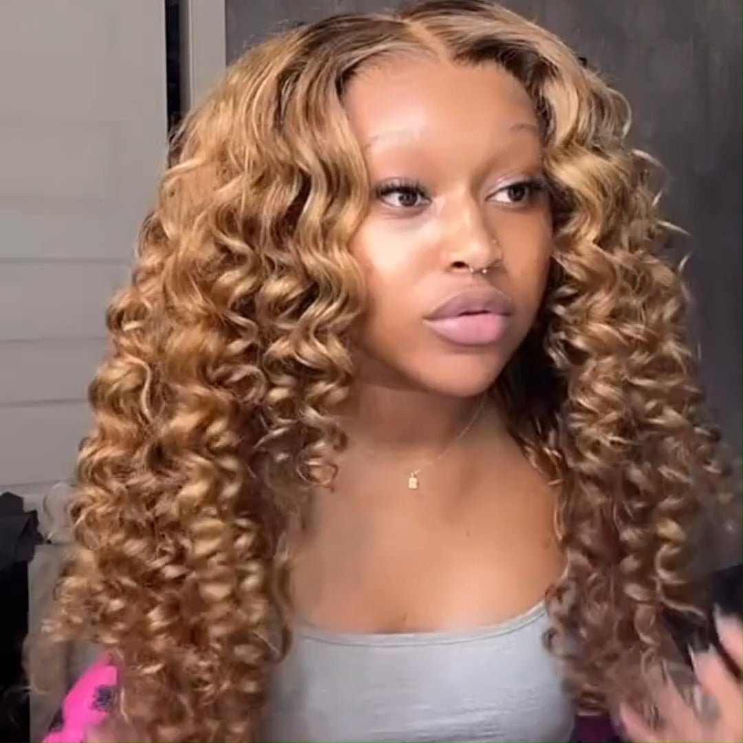 Glueless Bouncy Curly Hair 13x4 Transparent Lace Front Wig Pre Plucked Hairline Wand Curl Human Hair