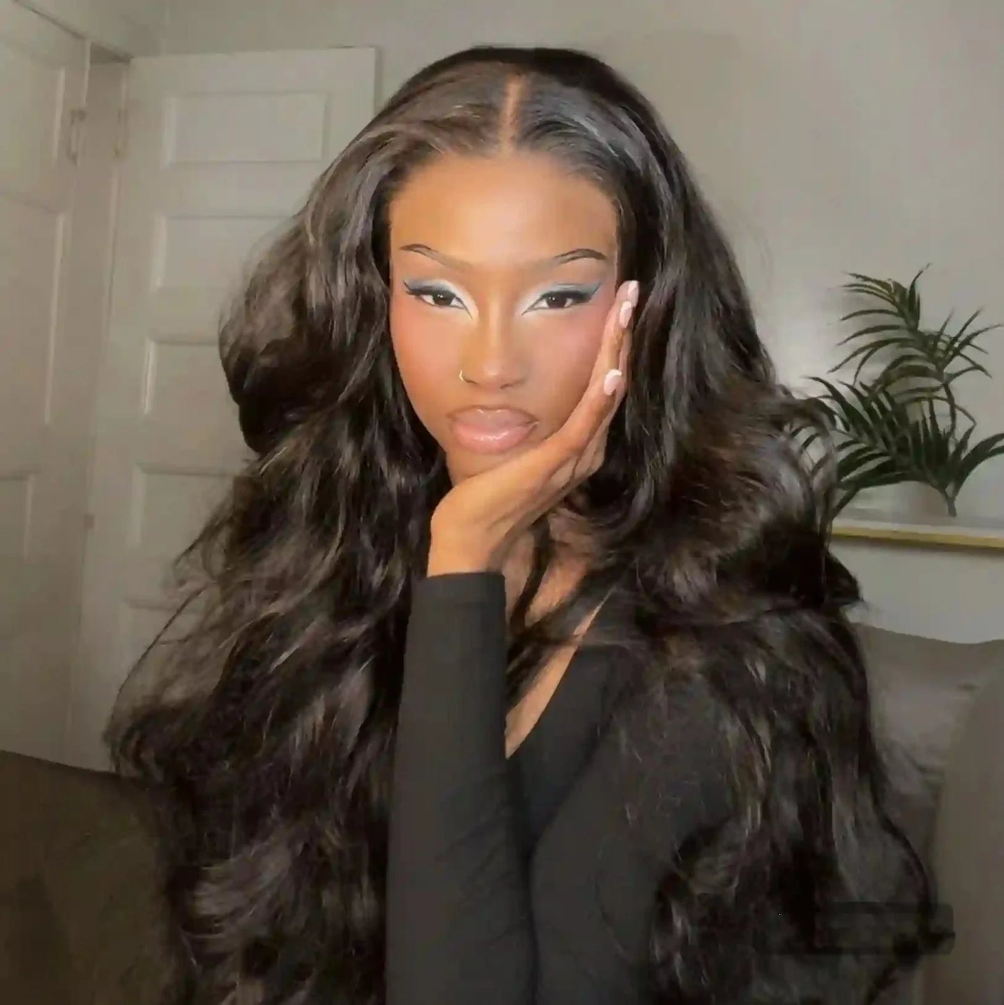 Full 250% Density Loose Body Wave Human Hair Wigs 13x4 Ocean Wave Lace Front Wigs with Curtain Bangs