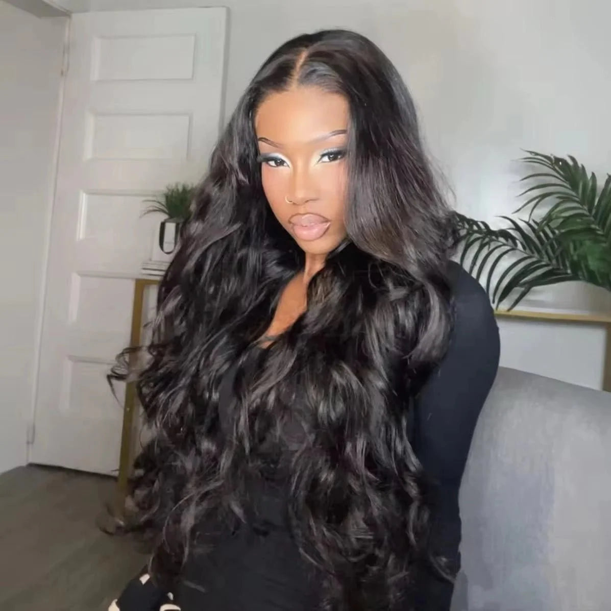 Full 250% Density Loose Body Wave Human Hair Wigs 13x4 Ocean Wave Lace Front Wigs with Curtain Bangs