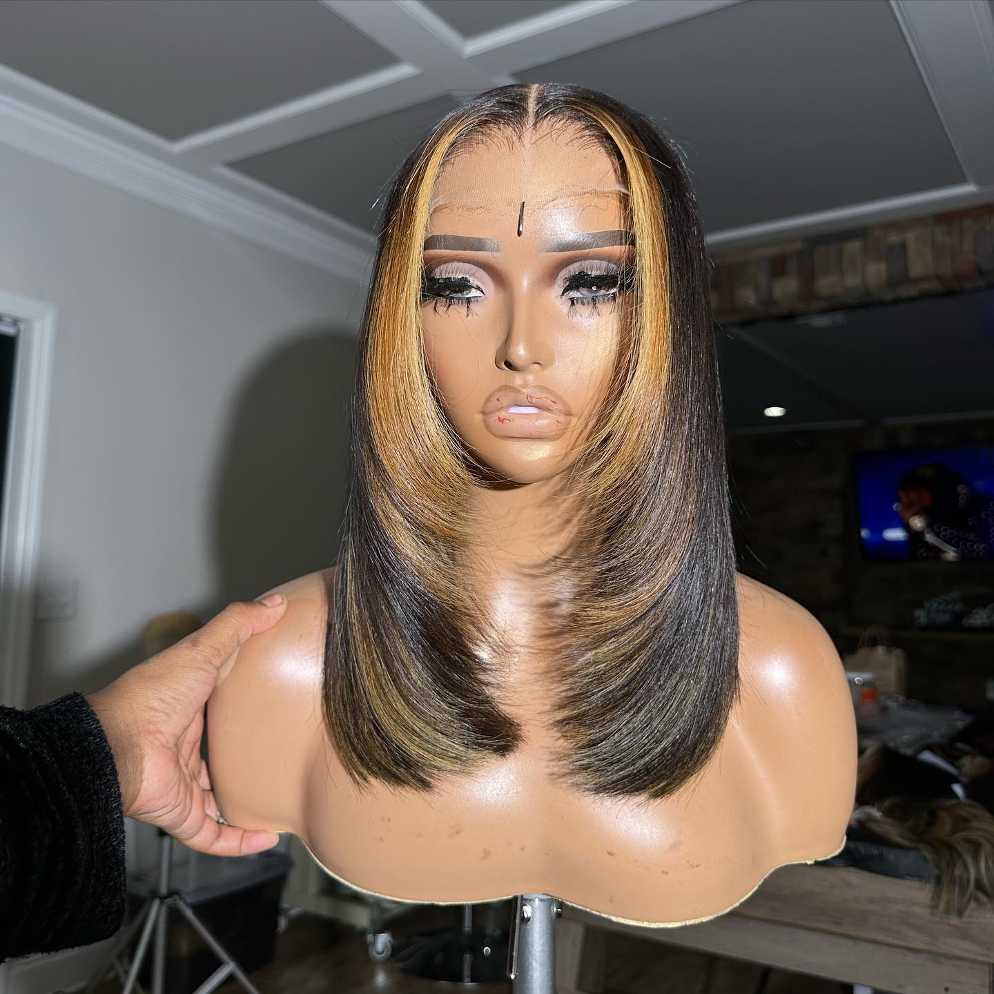 Layer Cut Ombre Highlight Straight Bob Human Hair Wigs 13x4 Lace Front Glueless Wigs